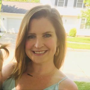 Meet your Posher, Casey